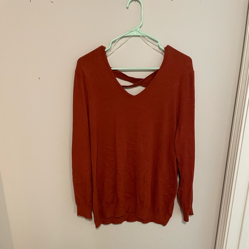 Mia Back Detail Pullover